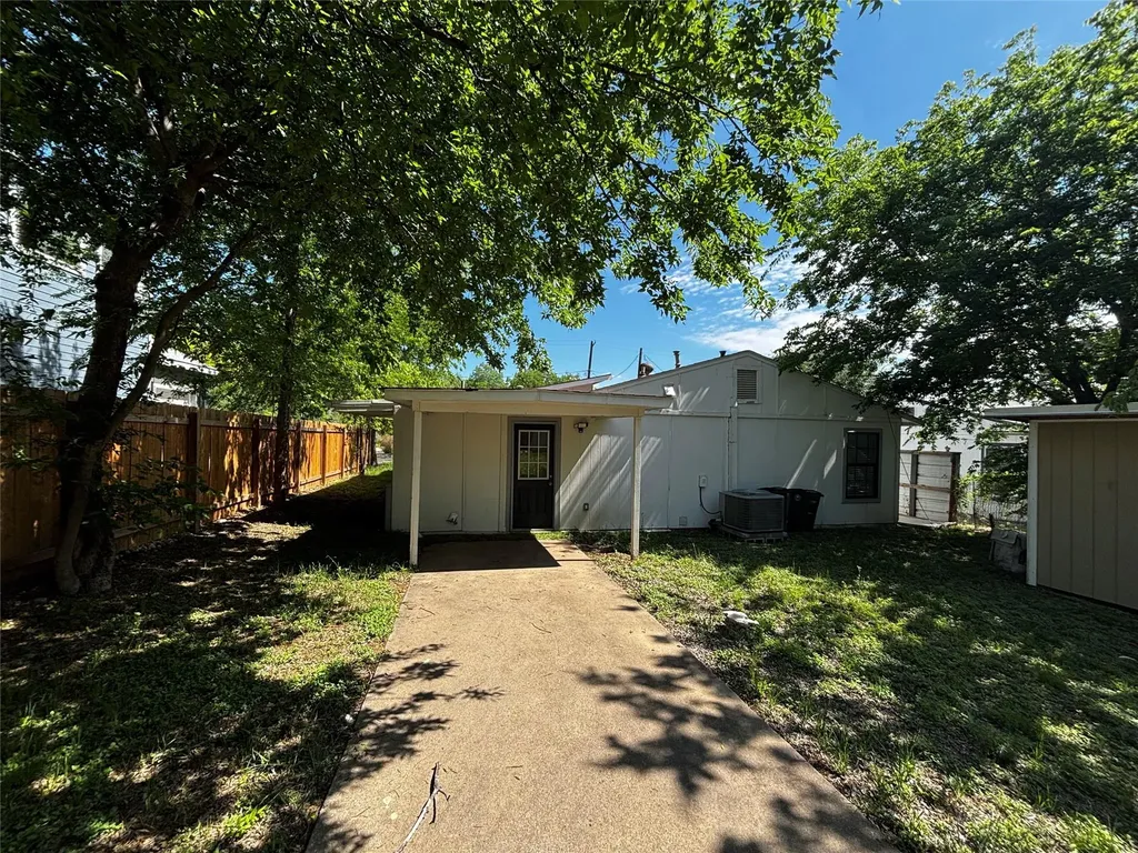 403 Delmar Avenue Austin TX 78752