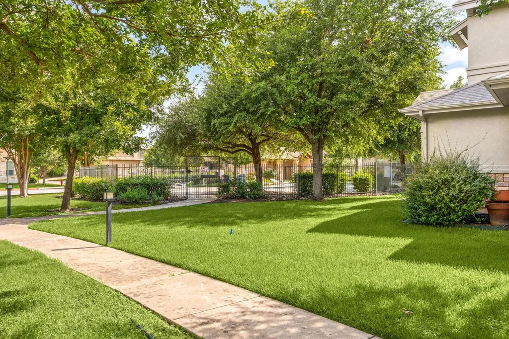 12701 Venice Lane Austin TX 78750