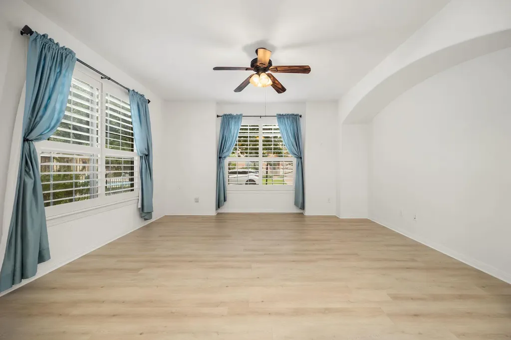 12701 Venice Lane Austin TX 78750