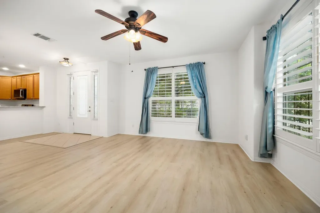 12701 Venice Lane Austin TX 78750