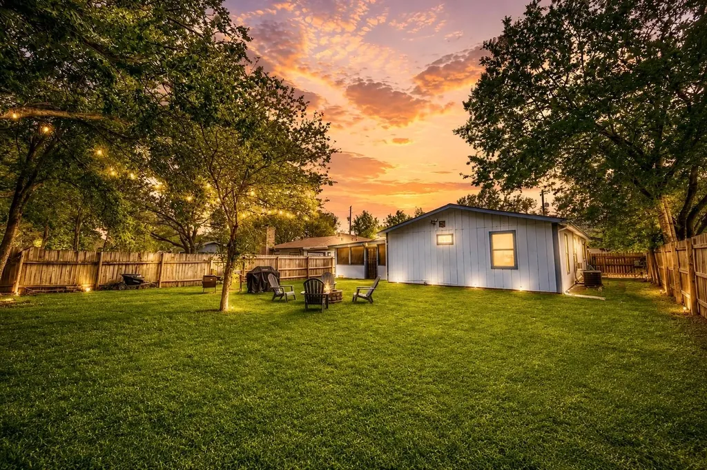 5215 Overbrook Drive Austin TX 78723