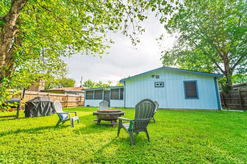 5215 Overbrook Drive Austin TX 78723