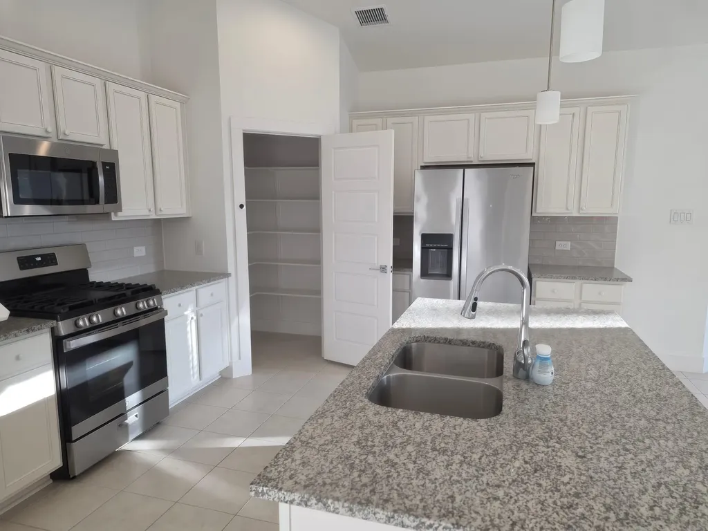 150 Elisha Drive Liberty Hill TX 78642