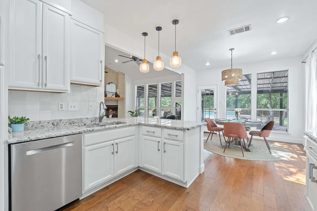 222 Primrose Drive Kyle TX 78640