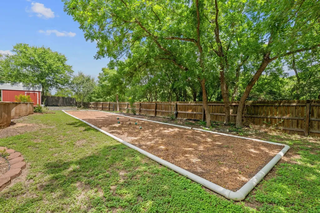 222 Primrose Drive Kyle TX 78640