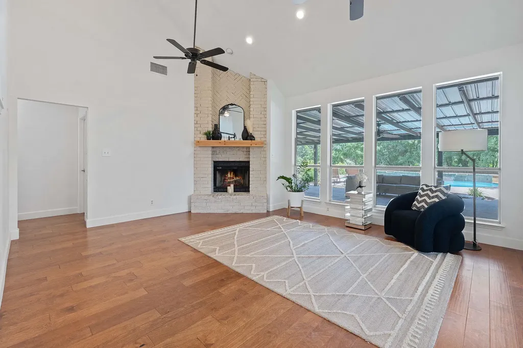 222 Primrose Drive Kyle TX 78640