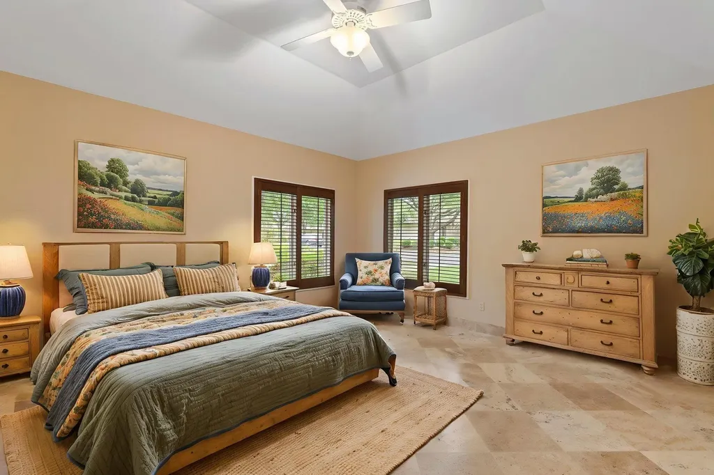 1927 Clubhouse Hill Drive Spicewood TX 78669