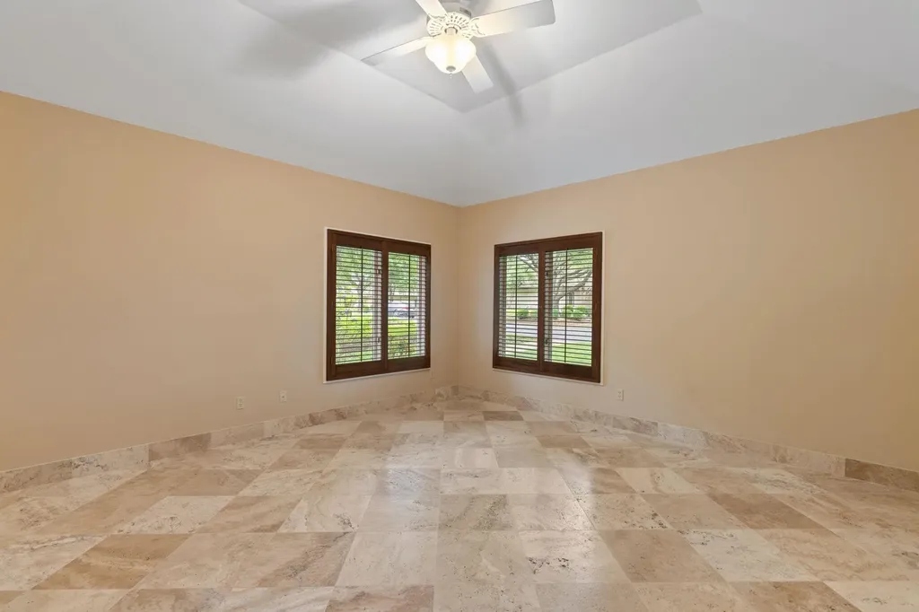 1927 Clubhouse Hill Drive Spicewood TX 78669
