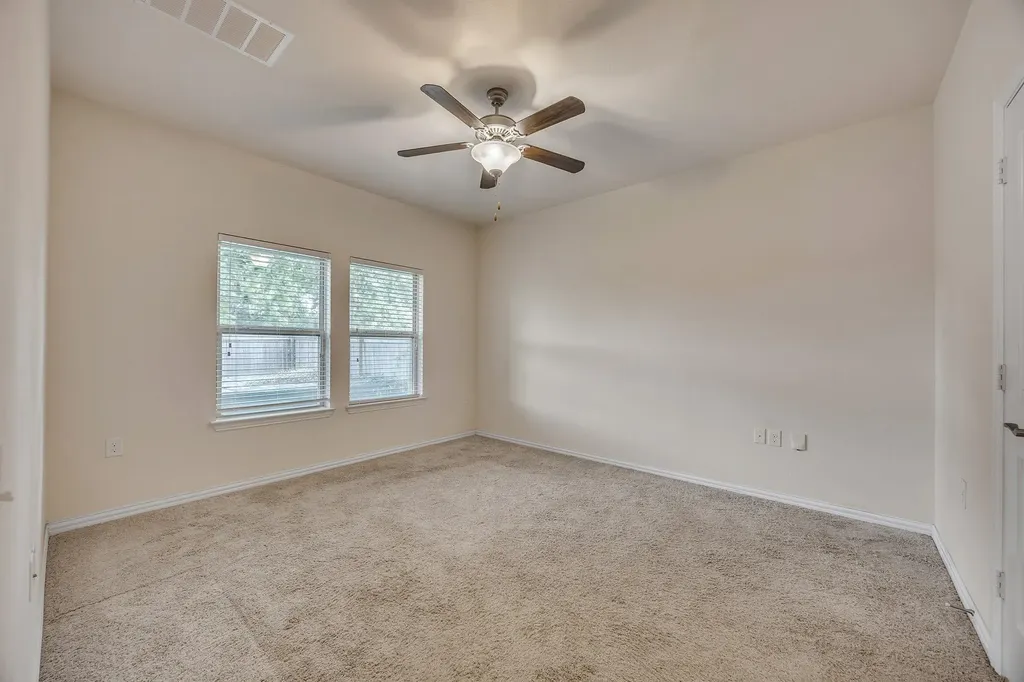 7212 Vail Ridge Street Austin TX 78744
