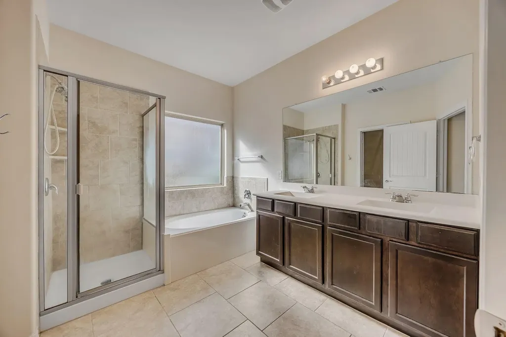 7212 Vail Ridge Street Austin TX 78744