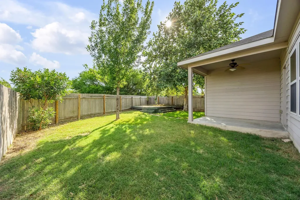 7212 Vail Ridge Street Austin TX 78744