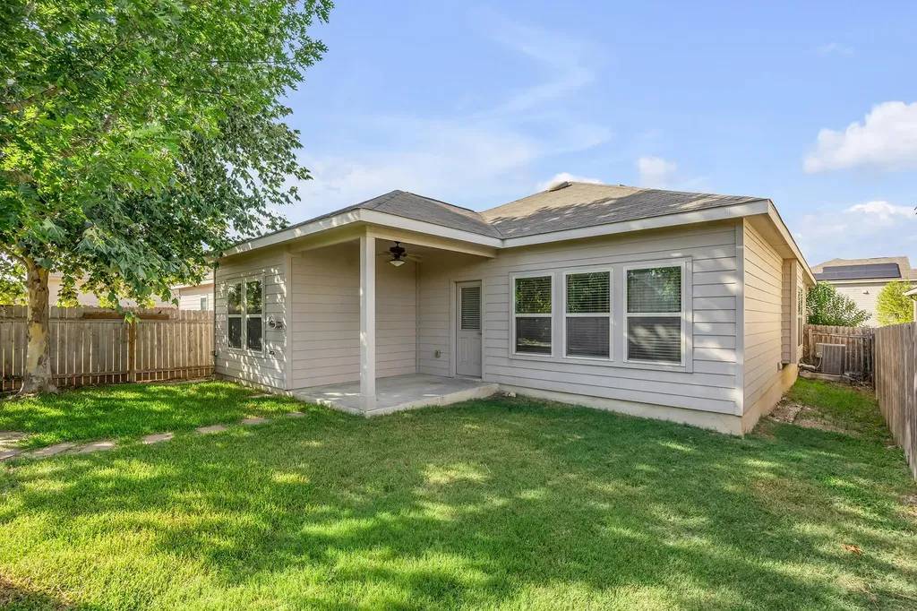 7212 Vail Ridge Street Austin TX 78744