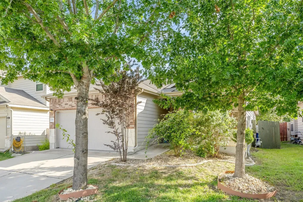7212 Vail Ridge Street Austin TX 78744