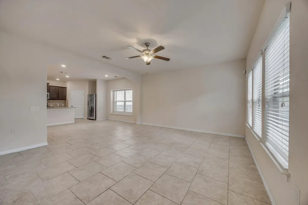 7212 Vail Ridge Street Austin TX 78744