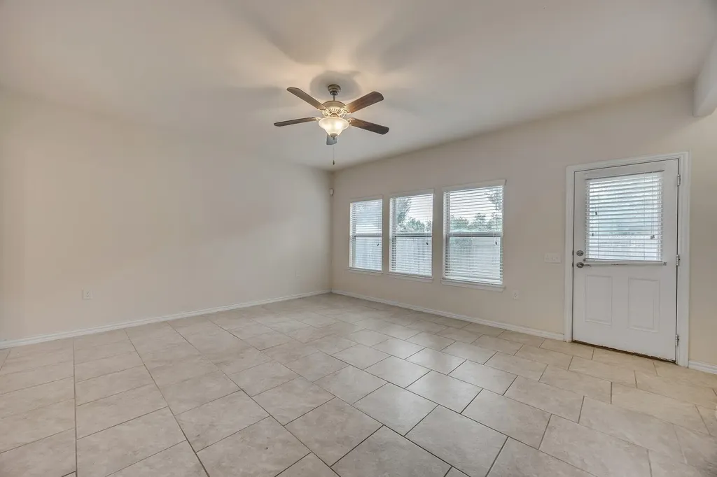 7212 Vail Ridge Street Austin TX 78744