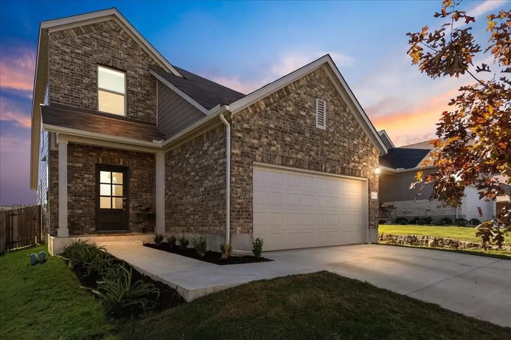 376 Papaya Drive Buda TX 78610