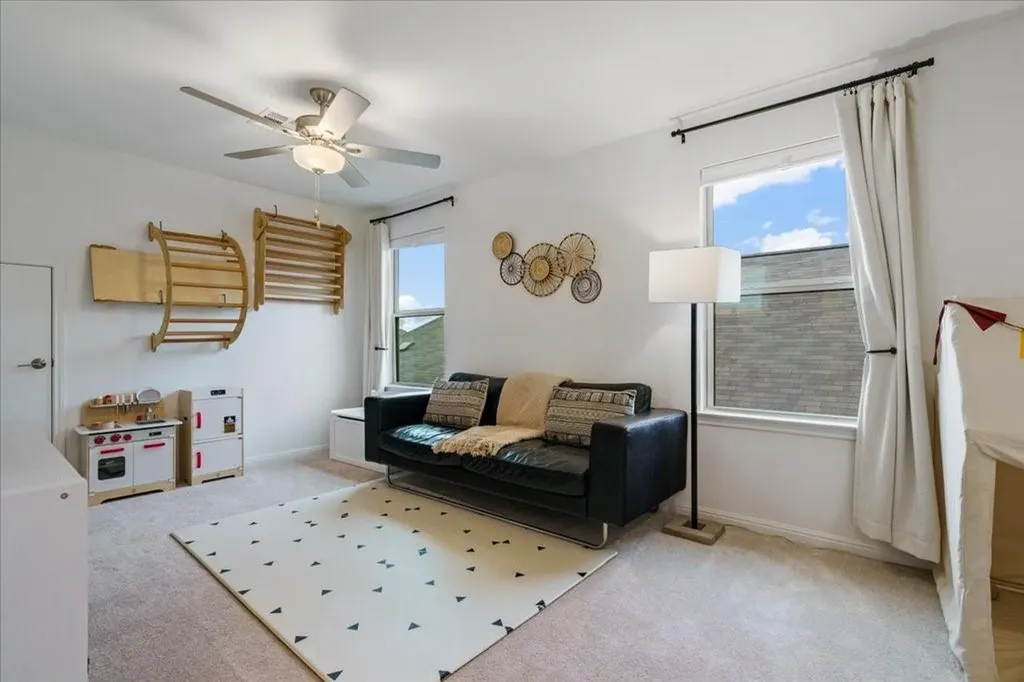 376 Papaya Drive Buda TX 78610