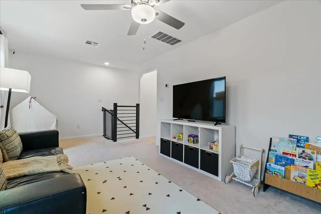 376 Papaya Drive Buda TX 78610