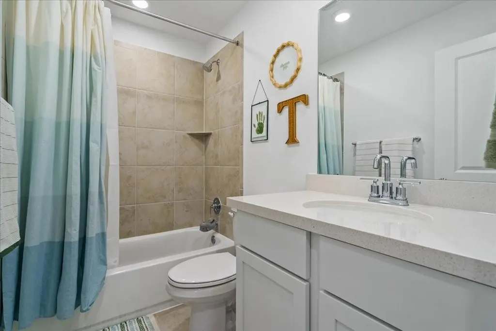 376 Papaya Drive Buda TX 78610