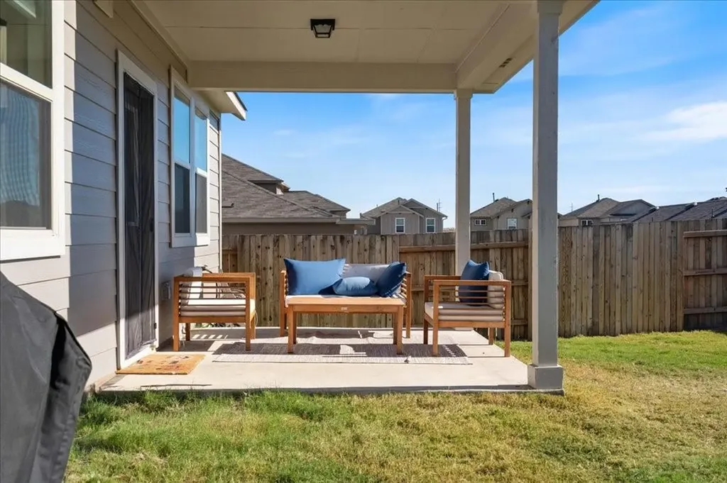 376 Papaya Drive Buda TX 78610