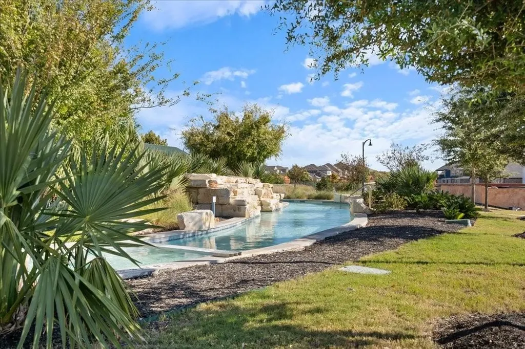 376 Papaya Drive Buda TX 78610