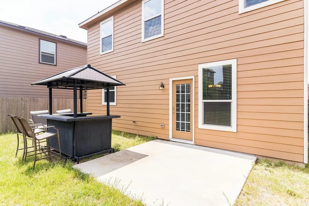 804 Sawbuck Drive Pflugerville TX 78660