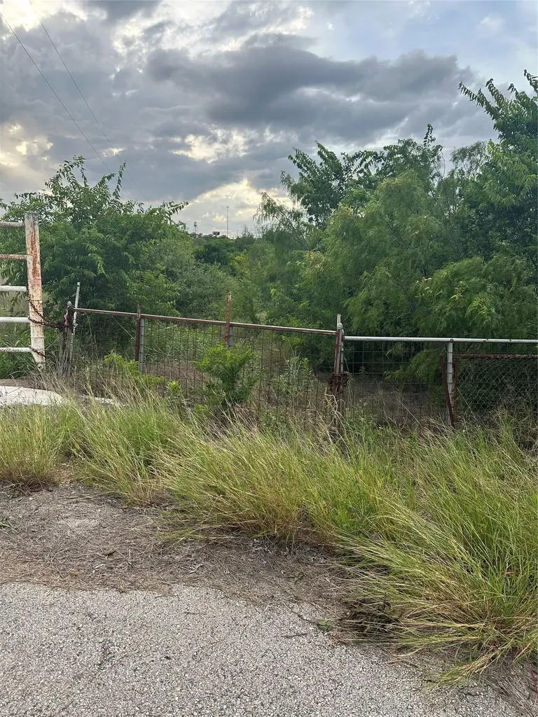 3 Lehman Road Kyle TX 78640