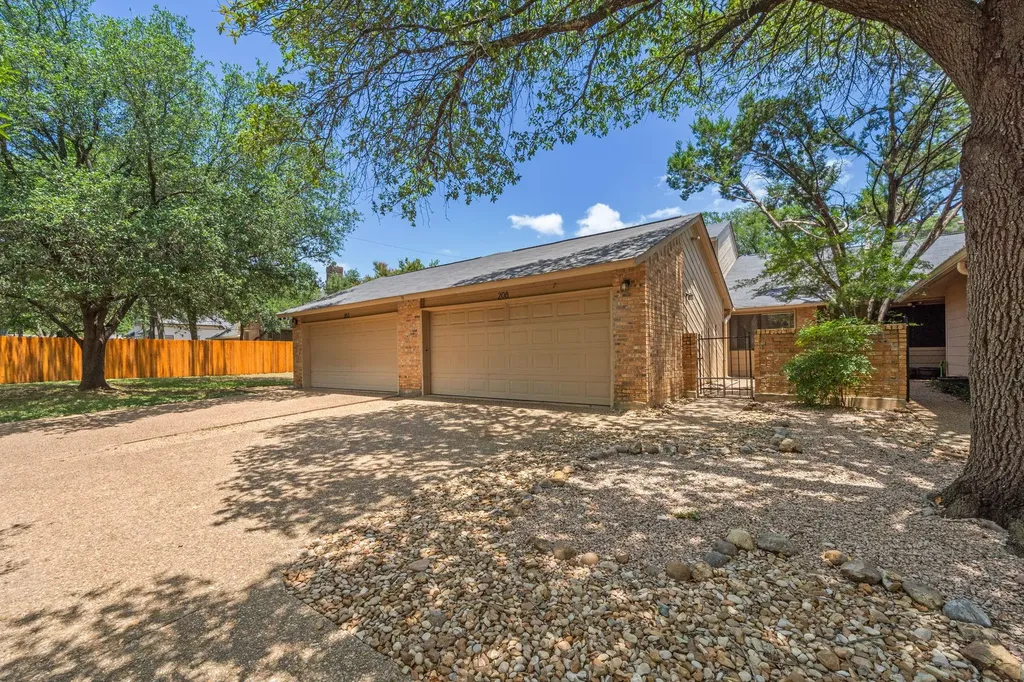 7205 Waldon Drive Austin TX 78750