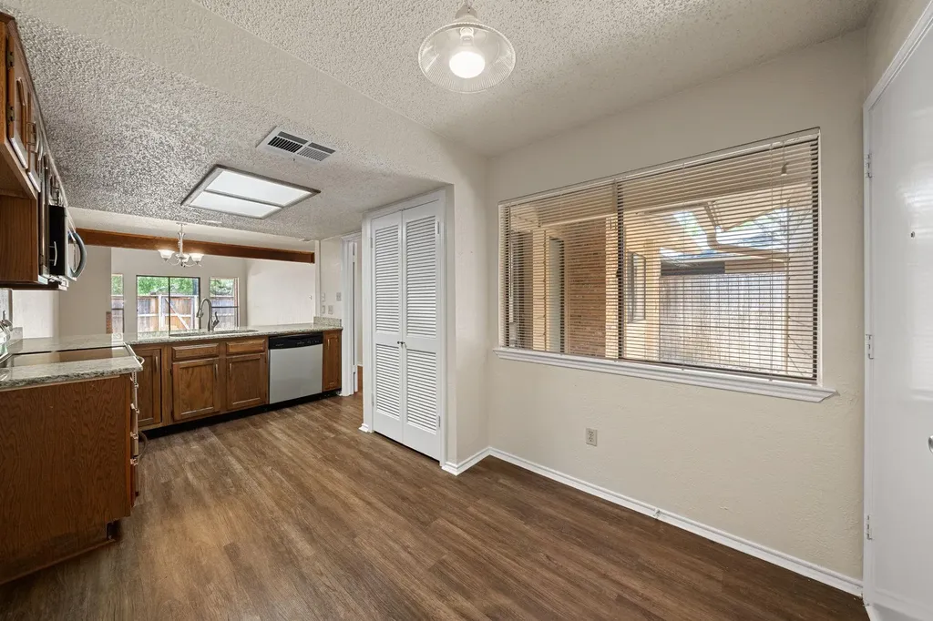 7205 Waldon Drive Austin TX 78750