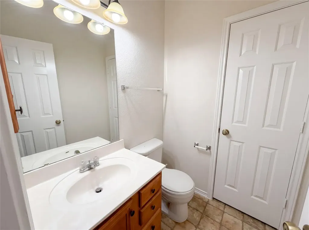 807 Yosemite Trail Taylor TX 76574