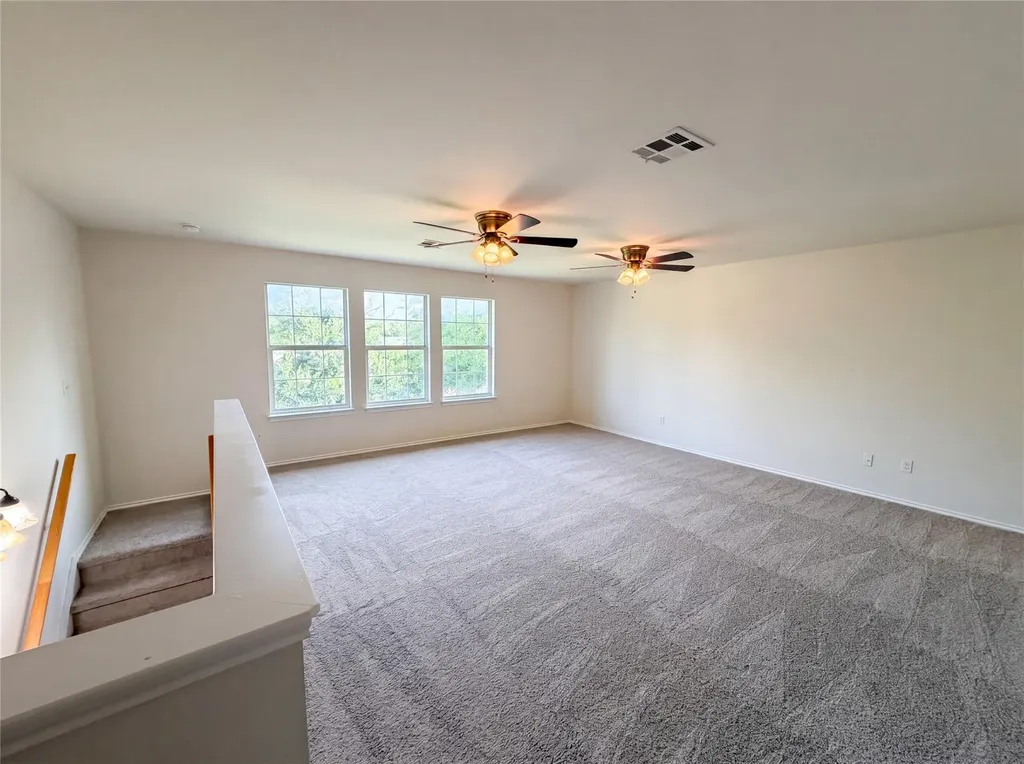 807 Yosemite Trail Taylor TX 76574