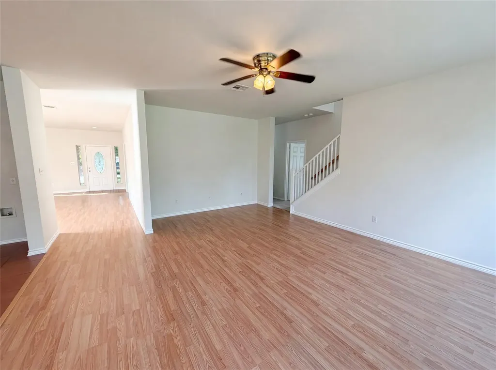 807 Yosemite Trail Taylor TX 76574