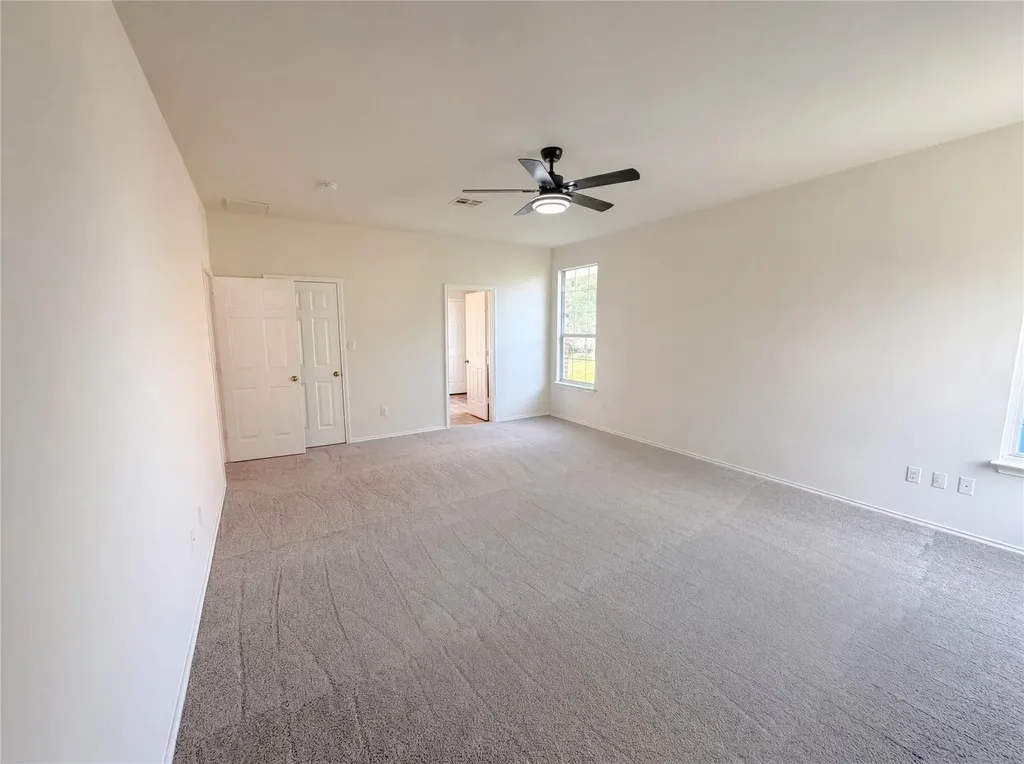 807 Yosemite Trail Taylor TX 76574