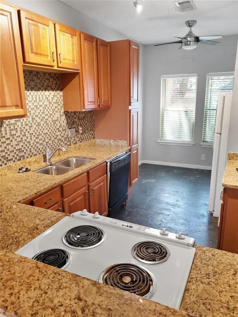 2414 Longview Street Austin TX 78705