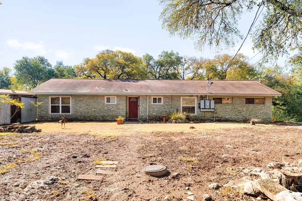 2105 Allred Drive Austin TX 78748