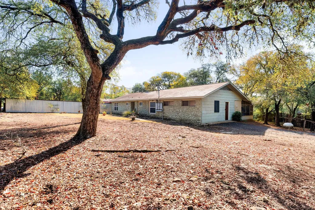 2105 Allred Drive Austin TX 78748