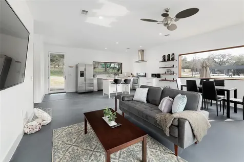 7001 Rr 2222 Road Austin TX 78730