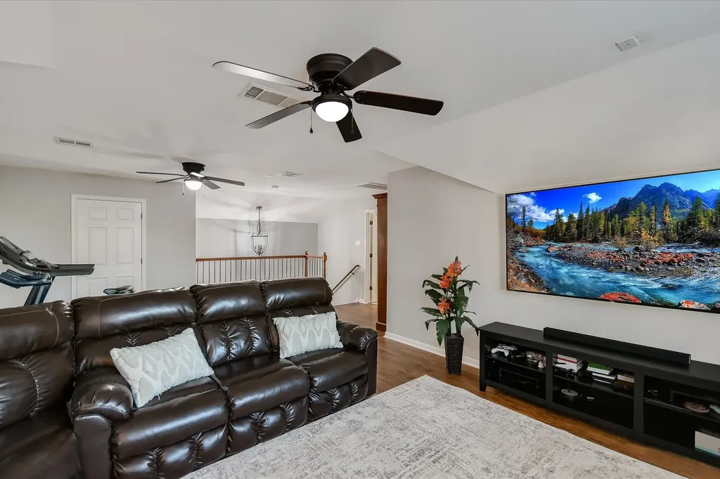 300 Wesley Ridge Drive Spicewood TX 78669