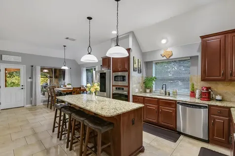 300 Wesley Ridge Drive Spicewood TX 78669