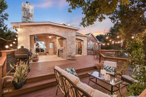 300 Wesley Ridge Drive Spicewood TX 78669