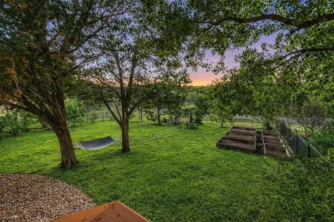 300 Wesley Ridge Drive Spicewood TX 78669