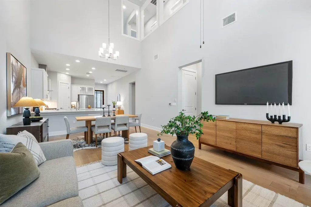 4323 Spicewood Springs Road Austin TX 78759