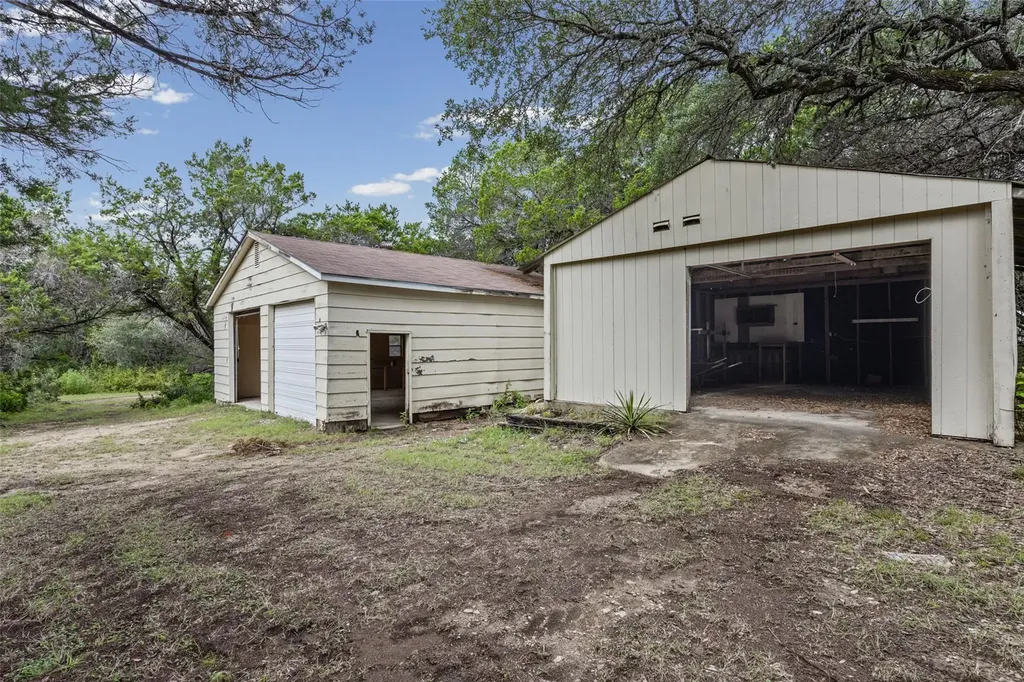 5311 Avispa Way Austin TX 78738