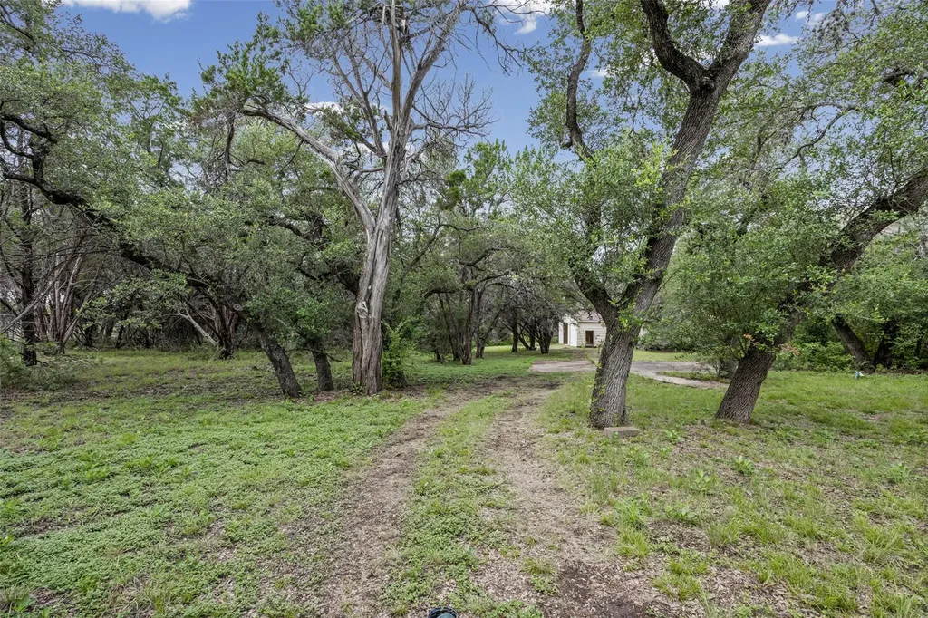 5311 Avispa Way Austin TX 78738