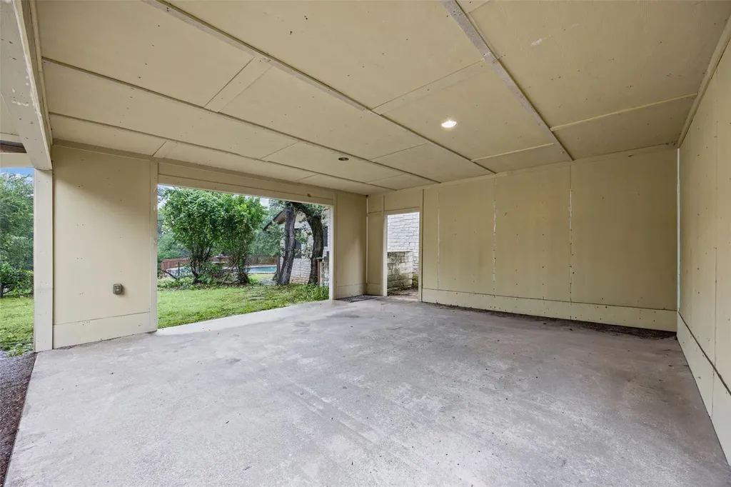 5311 Avispa Way Austin TX 78738