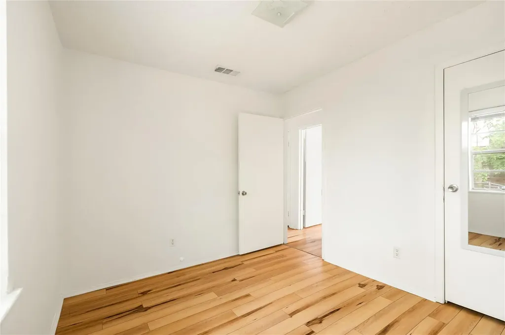 918 E 50th Austin TX 78751
