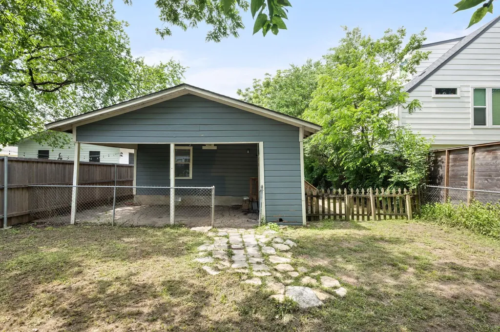 918 E 50th Austin TX 78751
