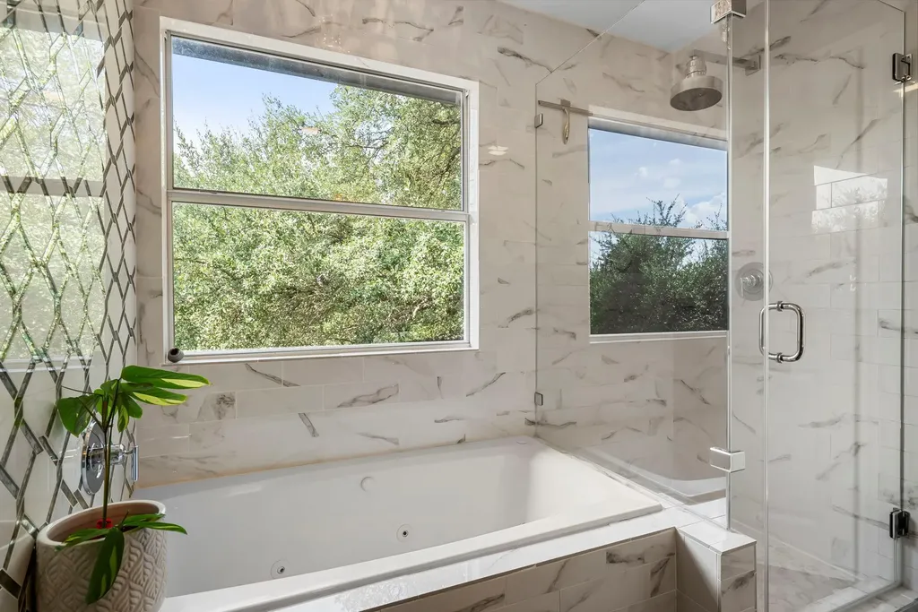 4104 Seldalia Trail Austin TX 78732