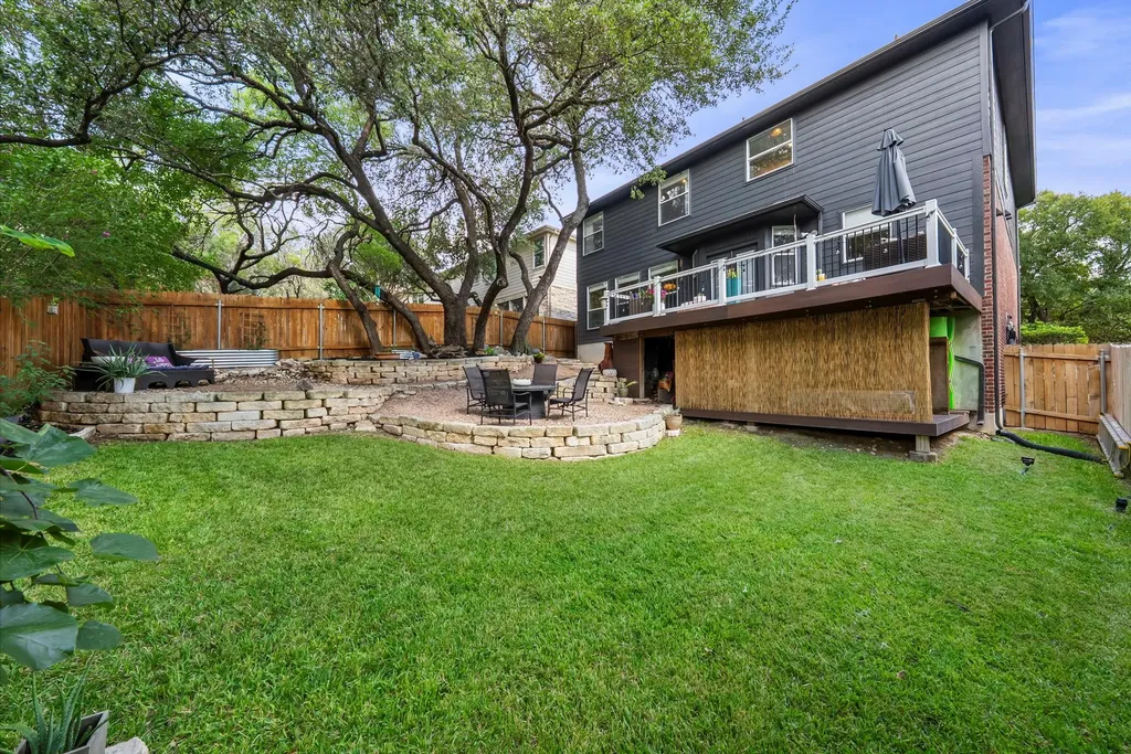 4104 Seldalia Trail Austin TX 78732