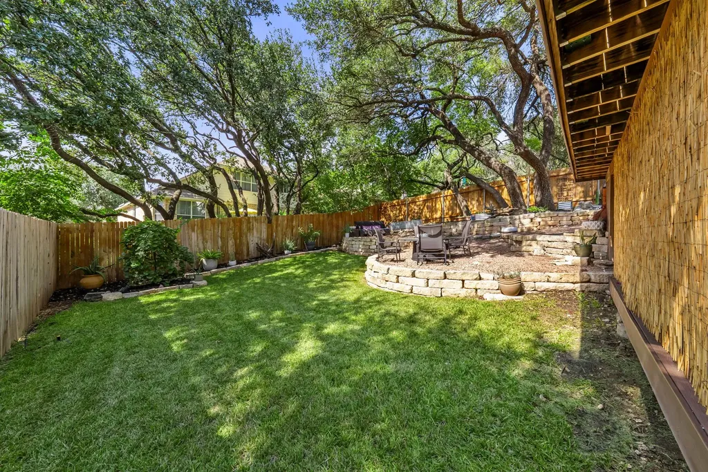 4104 Seldalia Trail Austin TX 78732